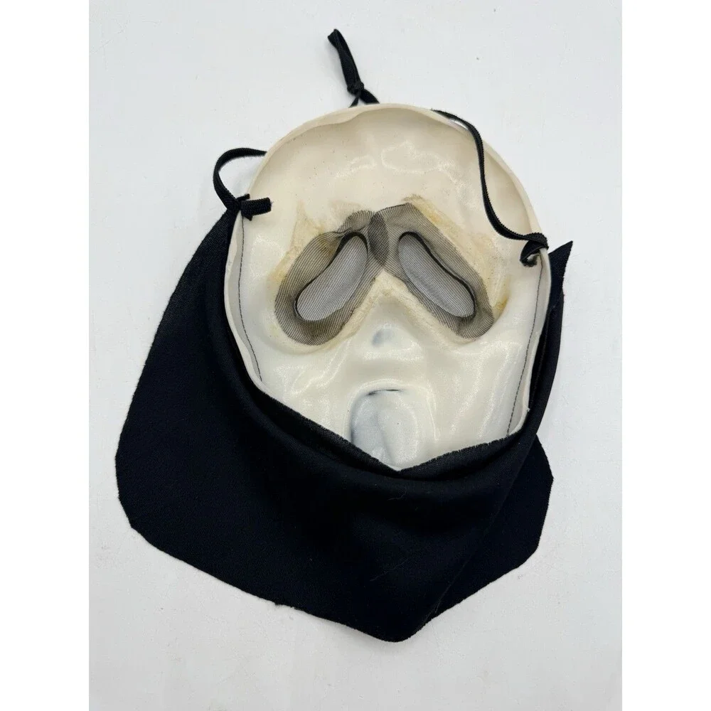 Vintage Easter Unlimited Rubber Face Scream Horror Movie Halloween Mask